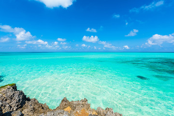 美しい宮古島の海　Beautiful beach in Miyakojima Island, Okinawa.