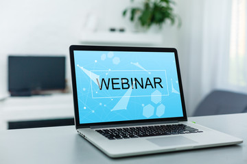 WEBINAR use E-business Browsing Connection in computer, use cloud communication