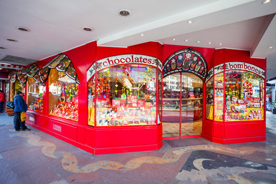 Chocolate store showcase, Bariloche