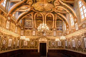 Fototapeta na wymiar Indoor view of the synagogue of Casale Monferrato, Piedmont