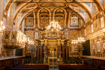 Fototapeta na wymiar Indoor view of the synagogue of Casale Monferrato, Piedmont