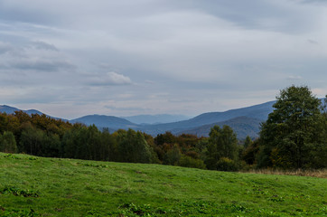 Fototapeta na wymiar Bieszczady panorama z połoniny caryńskiej 