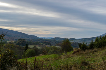 Fototapeta na wymiar Panorama z połoniny Caryńskiej Bieszczady
