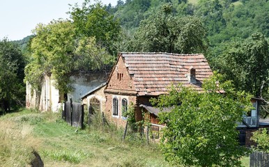 Obraz premium Engelthal (Mighindoala) deserted village ruins