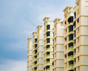 Fragment of serial high-rise condominium building in Singapore’s downtown district.