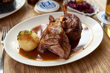 Ente gebraten Entenbraten Weihnachten 