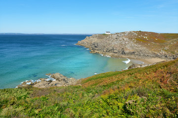 The Pointe du Millier depends on the commune Beuzec Cap Sizun in the Finistère department of Brittany in north-western France. The lighthouse is the building on the cliff