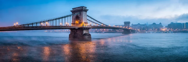 Papier Peint photo autocollant Budapest Panorama du pont des chaînes à Budapest, Hongrie