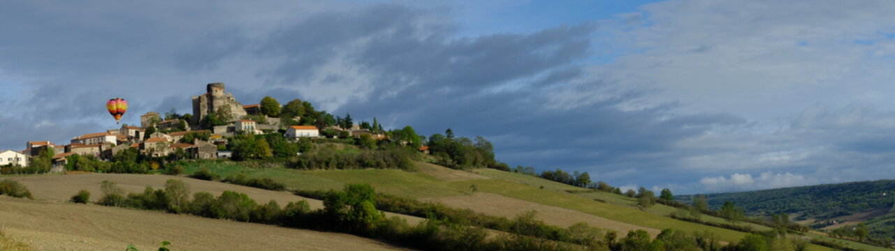 De Boudes &agrave; Chalus en montgolfi&egrave;re (Auvergne)