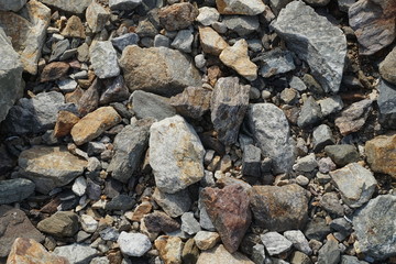 옹기 종기 모여있는 자갈