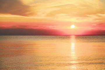 Fototapeta na wymiar Sunset over the Atlantic Ocean in Cape Cod