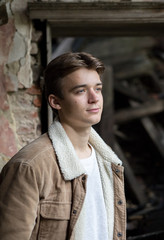 Fototapeta premium Boy in urbex environment