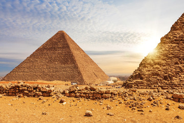 Obraz na płótnie Canvas The Pyramid of Cheops and the Pyramid of Menkaure, Giza, Egypt