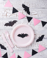 Halloween black and pink table setting