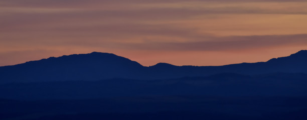 horizon lines at sunset in autumn