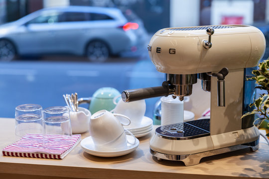 White Espresso Coffee maker by Smeg