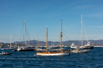Fototapeta premium 05 OCT 2019 - Saint-Tropez, Var, France - Sailboats in the bay during the 2019 edition of 'Les Voiles de Saint-Tropez' regatta