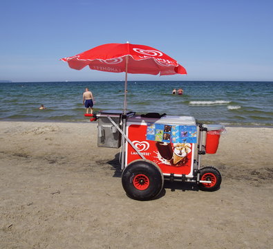Langnese Eiswagen am Strand von Binz, 06.08.2019