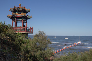 Plastic ocean pontoon