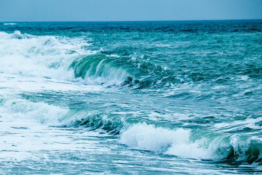 A huge waves on the ocean coast. Wonderful romantic seascape of ocean coastline © EwaStudio