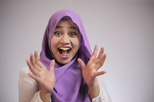 Muslim Lady Shows Excited Gesture