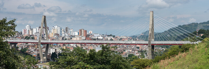 Vista aérea Viaducto César Gaviria Trujillo en la ciudad de Pereira Risaralda