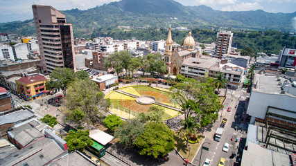 Vista aérea del parque El Lago en Pereira- Risaralda-Colombia