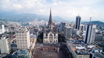 Fototapeta na wymiar Vista Aerea de Catedral Basilica de Nuestra Señora del Rosario Manizales Caldas Colombia