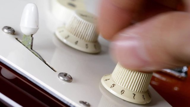 Pickup selector switch and tone knob