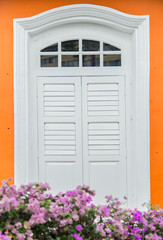 Obraz na płótnie Canvas white color southeast Asia traditional style window facade