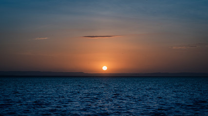 Fototapeta premium Atardecer en la playa