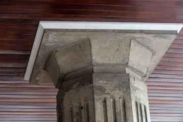 columns of temple