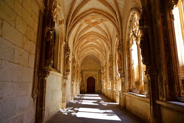 Fototapeta premium Gothic cupola of Monasterio San Juan de los Reyes or Monastery of Saint John of the Kings in Toledo, Spain.