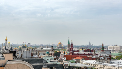 Fototapeta na wymiar Cityscape overlooking the Moscow Kremlin. View from the height.