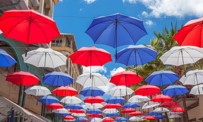 Fototapeta na wymiar colorful umbrellas on Caudan, Mauritius 