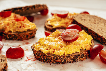 Curry Chicken Sandwiches With Red Grapes And Mango Chutney