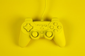 play in yellow