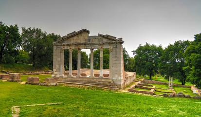 Fototapeta na wymiar Monument of Agonothetes in Ruins of an ancient Greek city of Apollonia , Fier County, Albania