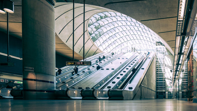 Canary Wharf Underground Tube Station Concourse In The London Docklands Business District.