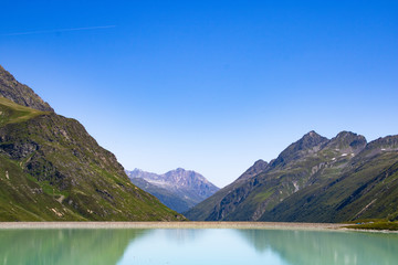 Stausee In den Hochalpen Österreich`s