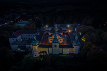 Svata Hora is an important Baroque complex and pilgrimage site on the hill (586 m) near Pribram. inside the high stone terrace stands the originally Gothic Church of the Assumption in 1660–1673.
