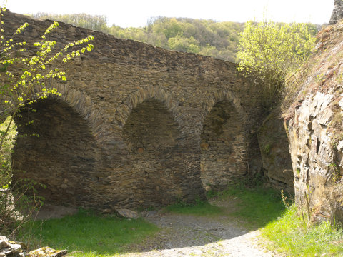 Schmidtburg - Ruine einer H&ouml;henburg im Hunsr&uuml;ck 