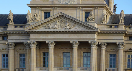 Fototapeta na wymiar Ecole militaire Paris façade