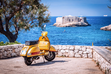 Dolce Vita in the south of France, indian summer - obrazy, fototapety, plakaty