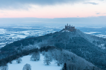 Burg Hohenzollern im Winter, Baden-Württemberg, Deutschland