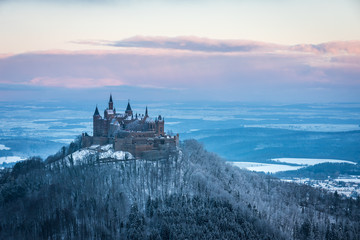 Burg Hohenzollern im Winter, Baden-Württemberg, Deutschland