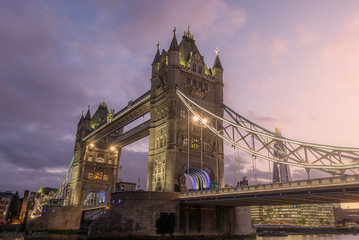 Obraz premium London Tower Bridge al atardecer