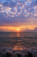 Fototapeta premium a beautiful sunrise at the seashore
