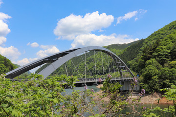Fototapeta premium 奥多摩湖の三頭橋（東京都奥多摩町）