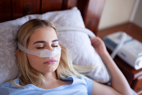 Cpap machine, sleeping with cpap mask under nose